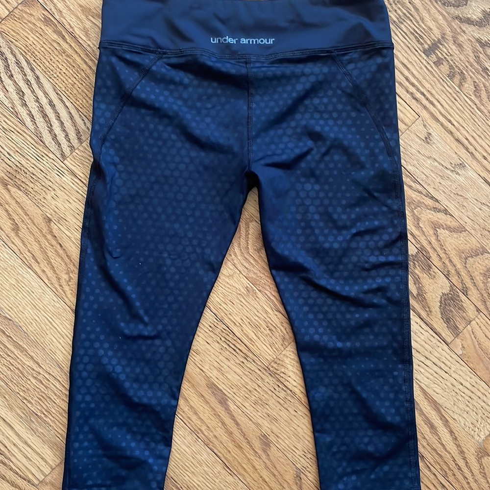 Under Armour Capris - image 5